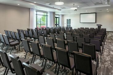 هتل Hilton Garden Inn Wenatchee