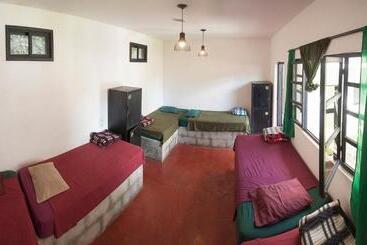 هاستل Zoola Resort San Pedro La Laguna