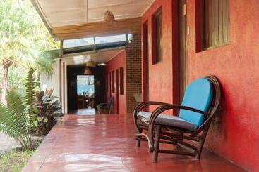 هاستل Zoola Resort San Pedro La Laguna