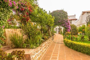 El Jardin De Su Merced B&b