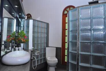 هتل Ayubowan Swiss Lanka Bungalow Resort