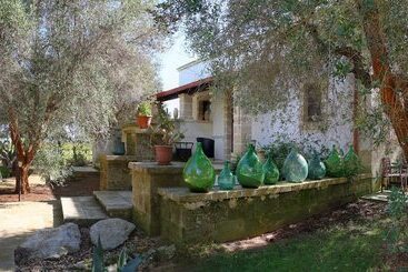 هتل Masseria L Uliveto Agri Resort