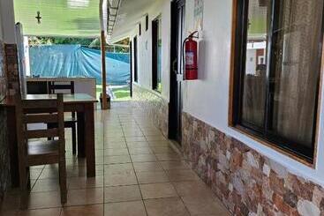 هتل Vive Uvita
