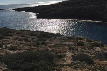 Residence Punta Sottile Lampedusa 150 Mt Dalla Spiaggia Cala Francese