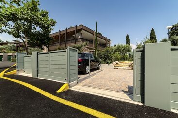 リゾートホテル Lamasu Rioverde   Lago Di Garda