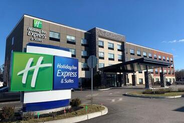 هتل Holiday Inn Express & Suites   Boston South   Randolph, An Ihg