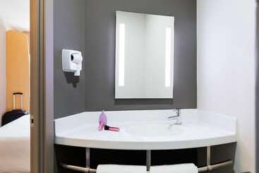 هتل Ibis Tijuana