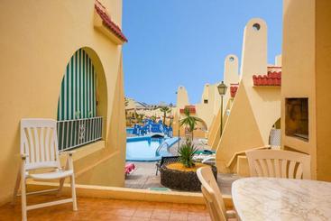 Mare Verde 68   Two Bed