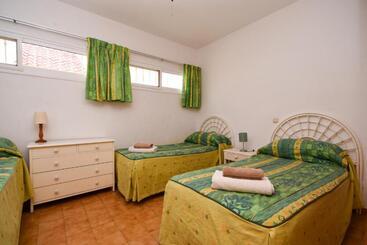 Mare Verde 68   Two Bed