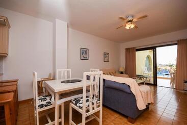 Mare Verde 68   Two Bed