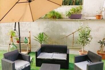 پانسیون Lanzies Guesthouse