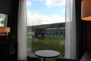 Iip Apartments
