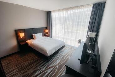 Iip Apartments