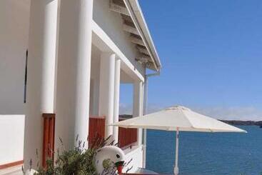 Kairos Cottage B&b