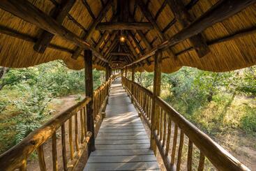 هتل Vuyani River Lodge