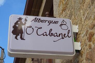 O Cabanel Albergue Bar