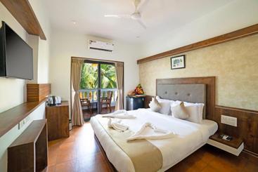 هتل Baywatch Express