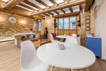 هتل Hostal 977