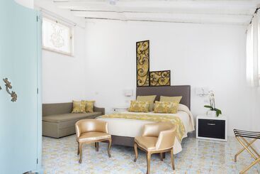 تختخواب و صبحانه La Foresteria Di Maestina