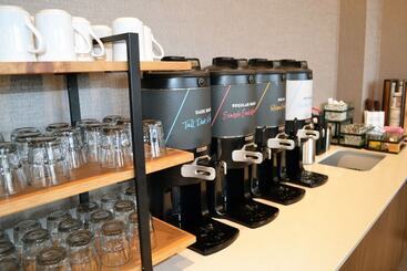 هتل Staybridge Suites   Red Deer North, An Ihg
