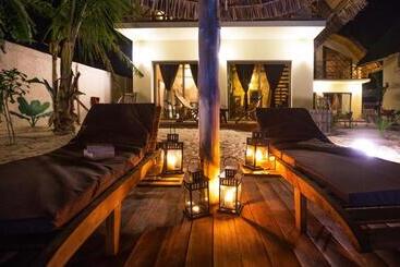 استراحتگاه Clove Island Villas & Spa