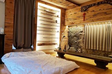 Yilan For A Night B&b