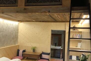 Yilan For A Night B&b