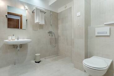هتل Rubicon Garni