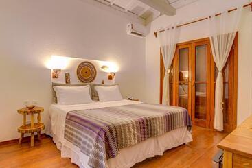 پانسیون A Casa De Gabriella