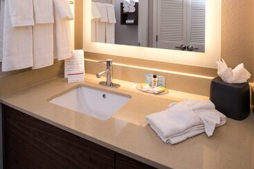 هتل Staybridge Suites Pecos, An Ihg
