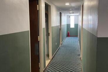 هتل Room V @ Jalan Megat