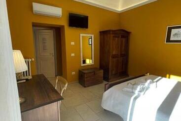 تختخواب و صبحانه Il Borgo