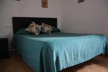 پانسیون Hostal Mellizo