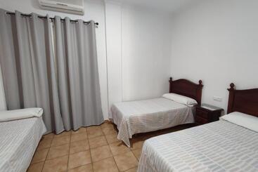 پانسیون Hostal Mellizo