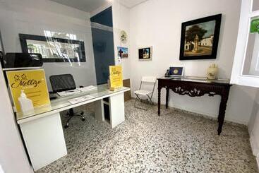 پانسیون Hostal Mellizo