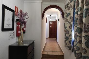 پانسیون Hostal Mellizo