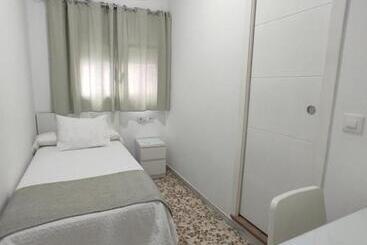 پانسیون Hostal Mellizo