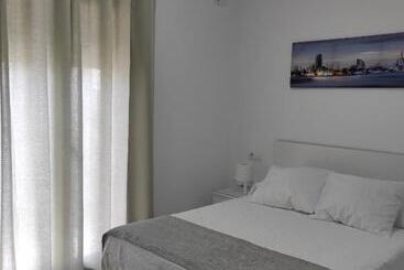 پانسیون Hostal Mellizo