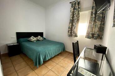 پانسیون Hostal Mellizo