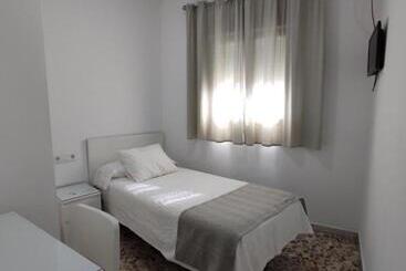 پانسیون Hostal Mellizo