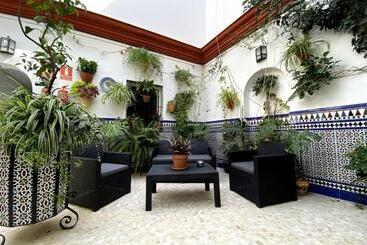 پانسیون Hostal Mellizo