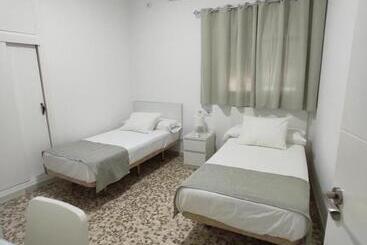 پانسیون Hostal Mellizo
