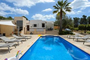 Villa Can Carreras - Sant Llorenc de Balafia