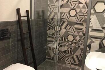 تختخواب و صبحانه Locanda San Tomaso Affittacamere