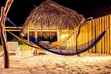 هتل Maria Jose Bungalows