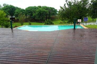 ホテル Queens Casino And