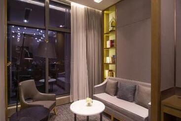Zenith Hotel Near Train Station & The Mixc