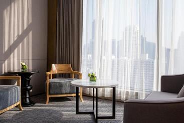 Zenith Hotel Near Train Station & The Mixc