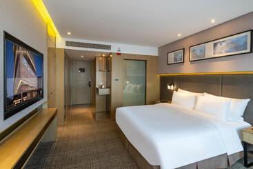Zenith Hotel Near Train Station & The Mixc