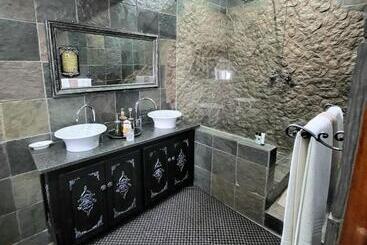 فندق Excalibur Boutique